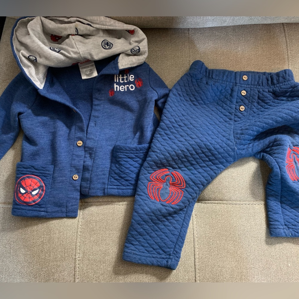 Lot of 18m boys clothes -selling all together